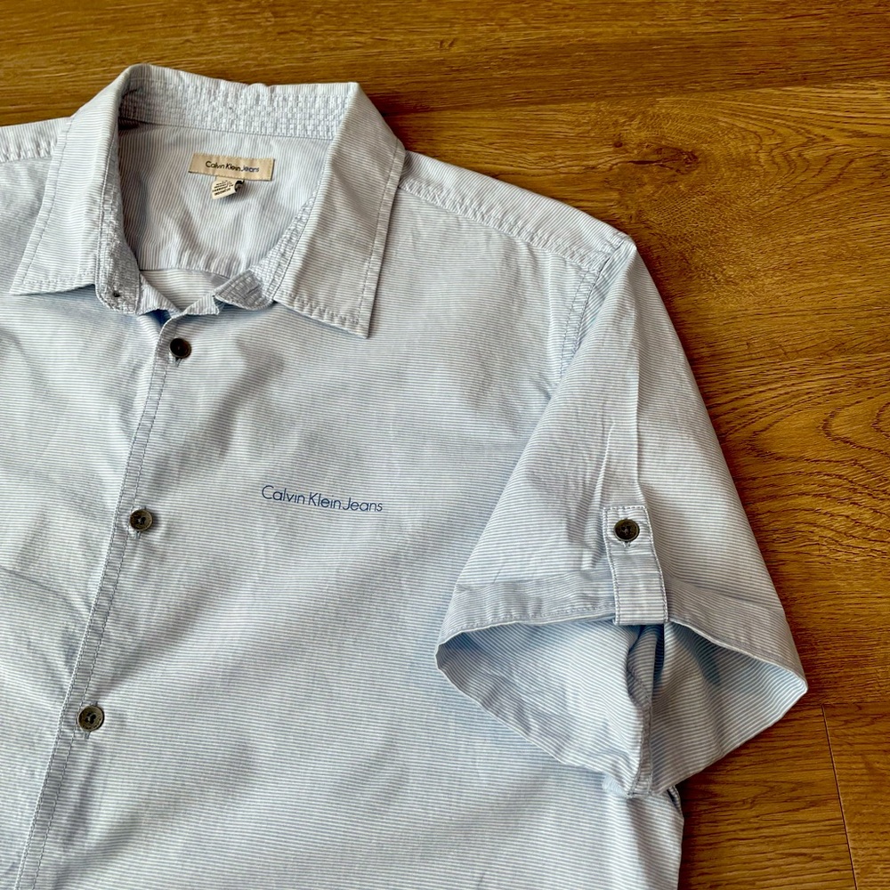 Calvin Klein, Size L